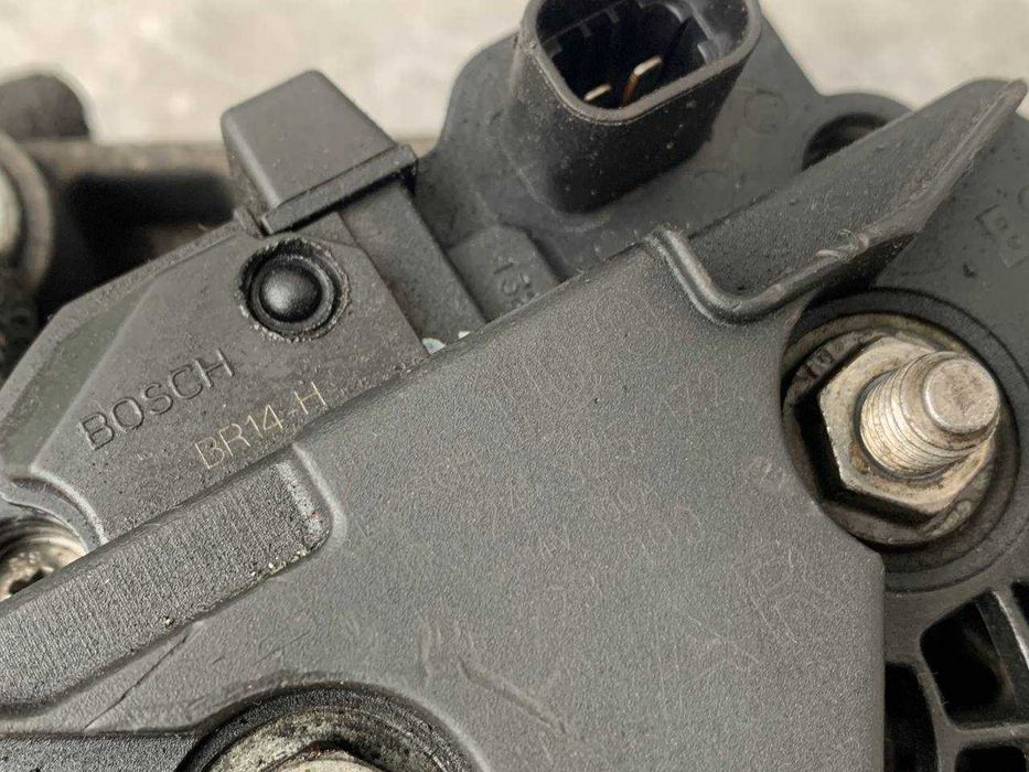 Генератор Opel Astra H Vectra C Zafira B Alfa Romeo 159 1.9 CDTI JTDM