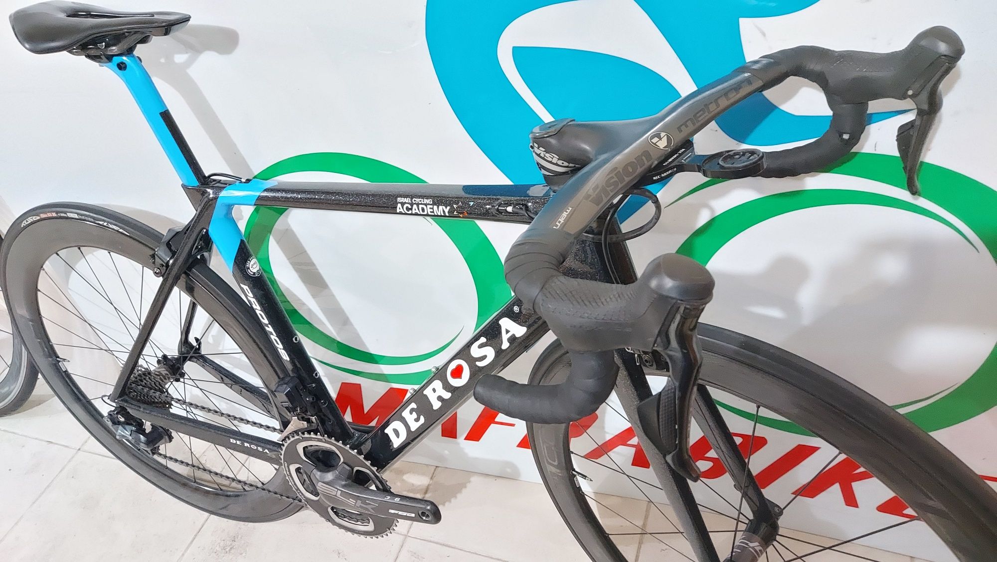 Derosa Protos ( Israiel cycling Academy) Di2 T52