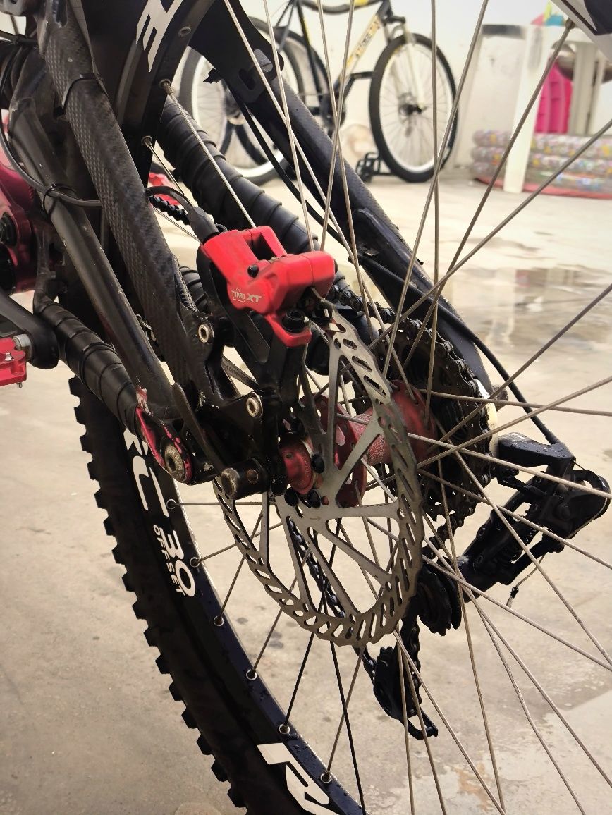 Specialized Demo 8