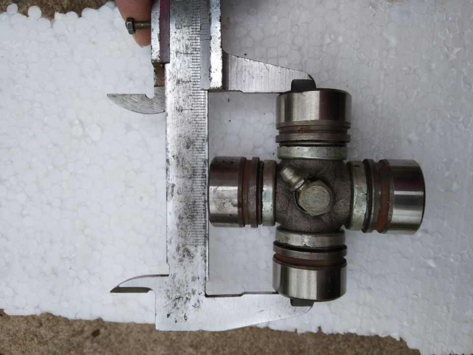 Крестовина Москвич, подшипники на крестовину СССР, новые