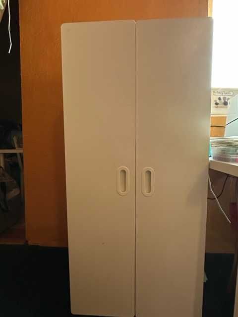 Roupeiro criança branco SMASTAD da IKEA