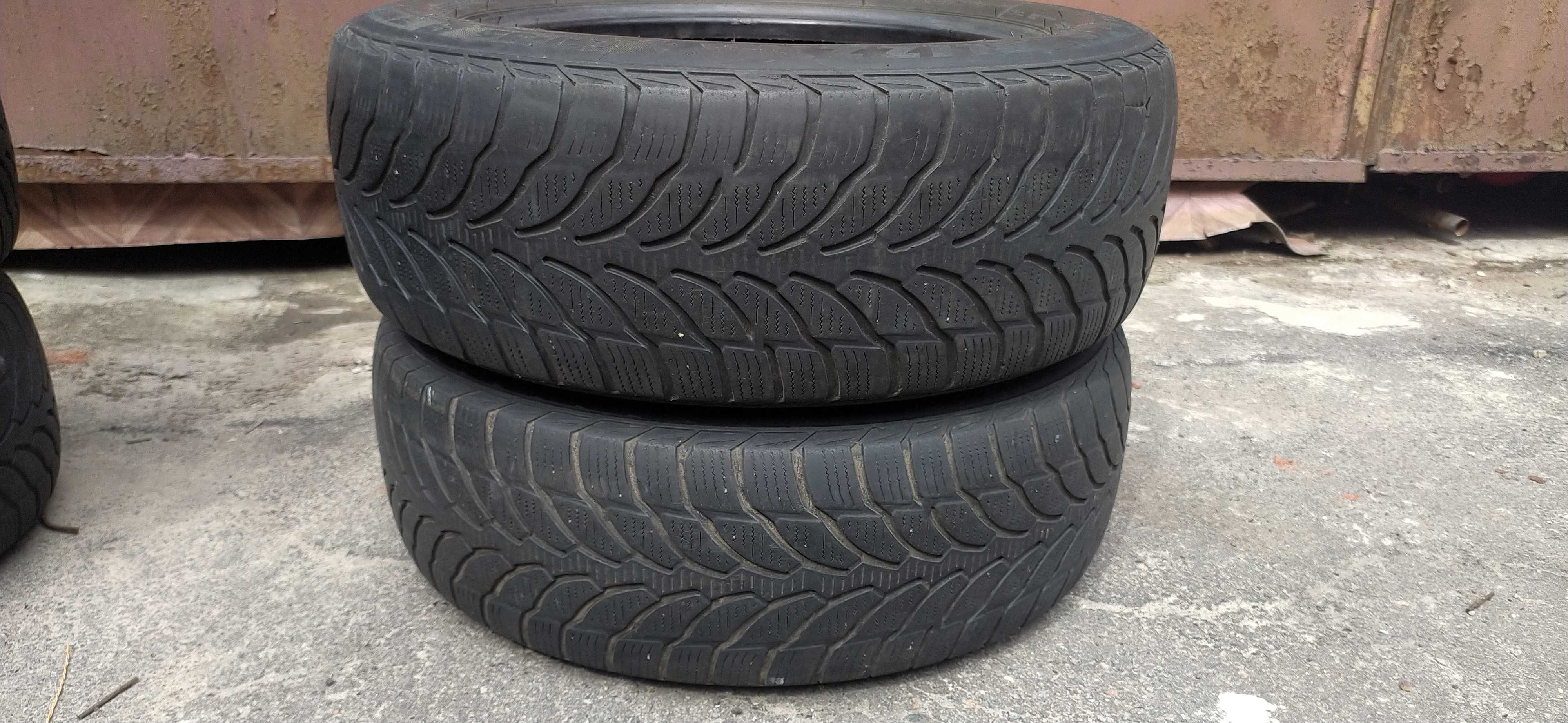 Продам шины 205/60 R16 Bridgestone Blizzak LM-32 RFT 4шт