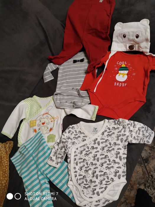 Zestaw ubranek dla niemowlaka 62 68
