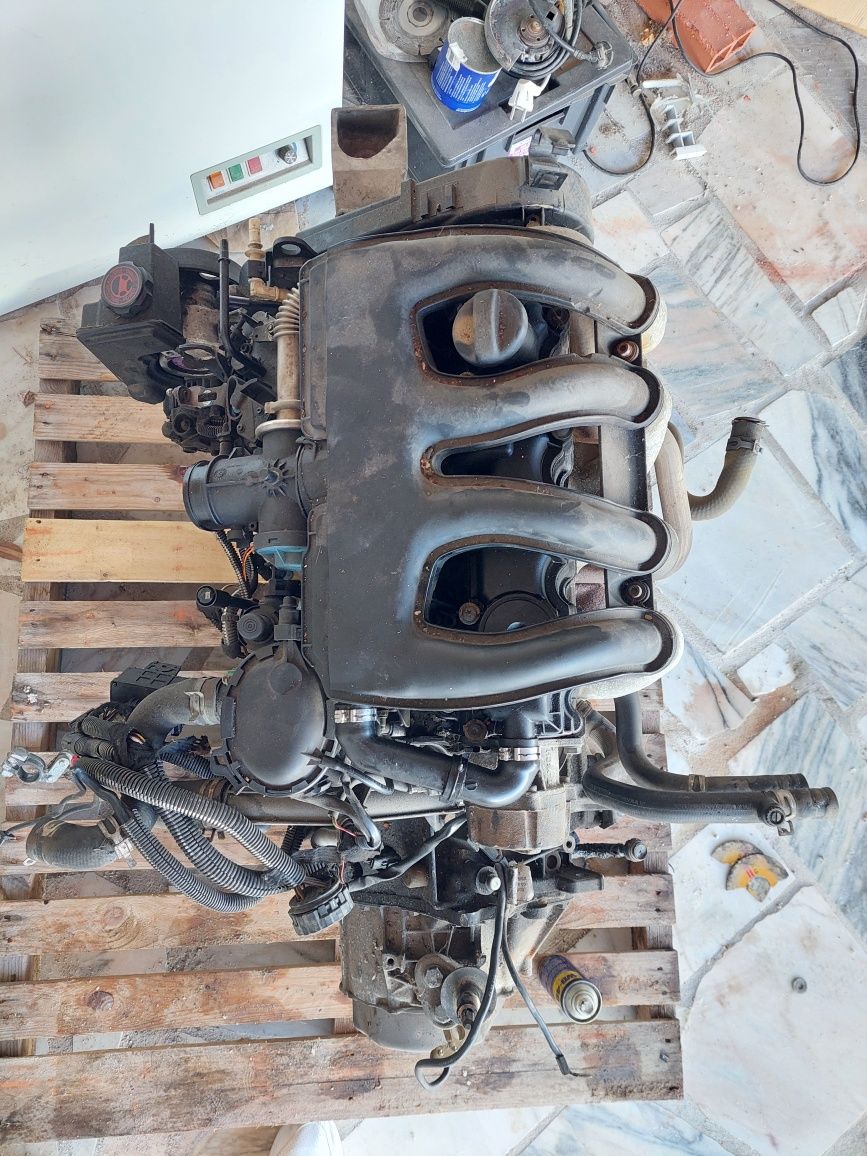 Motor e caixa de Peugeot 206 1.9D