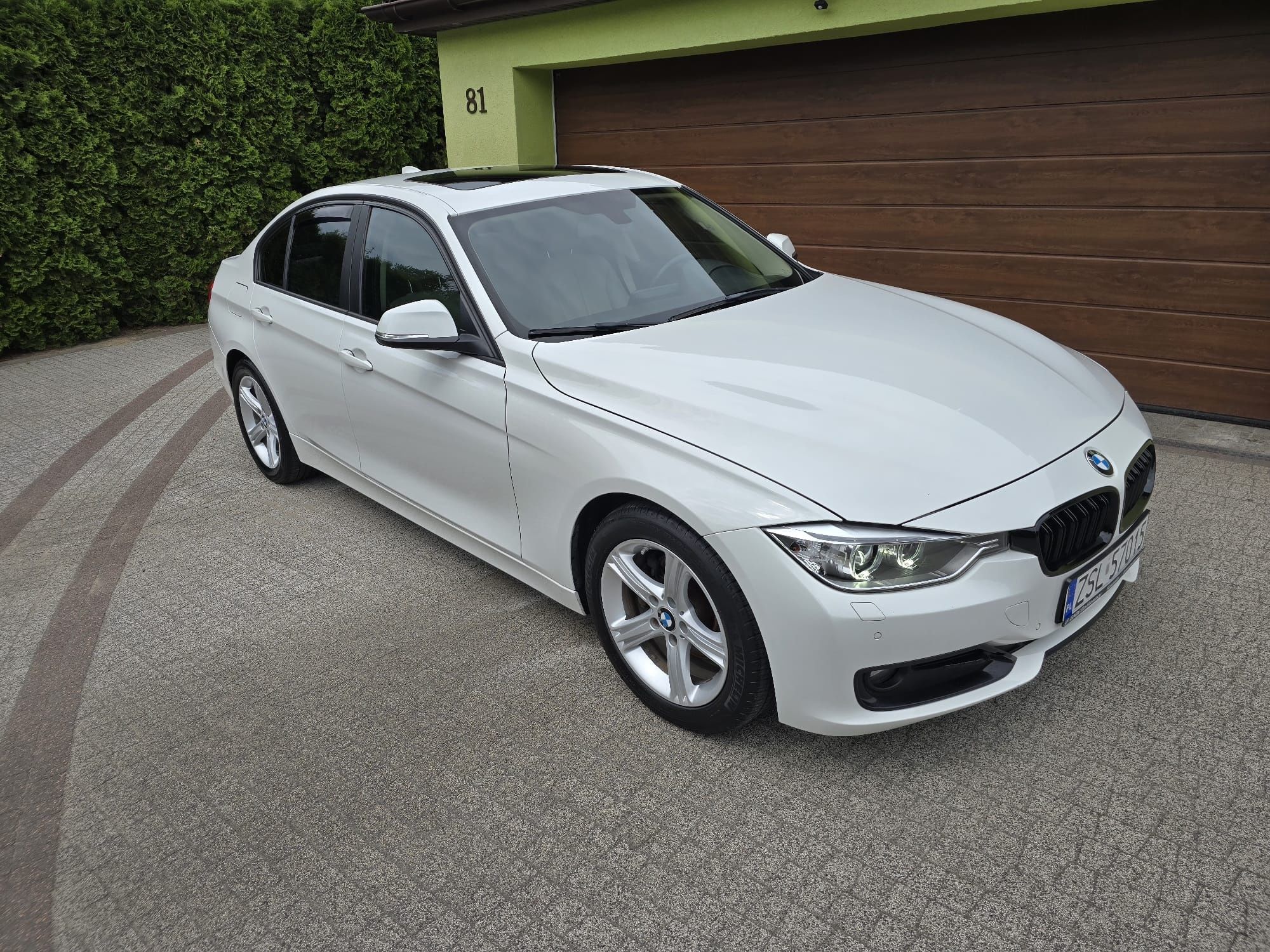 BMW 320i maly przebieg