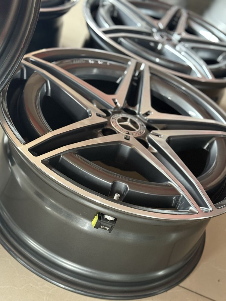 Диски оригінал Mercedes EQC AMG r19/5/112 A2934010700 GLC E-class