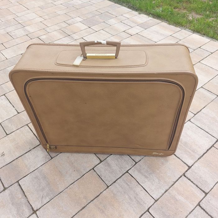 Stara duża walizka podróżna retro vintage prl lata 70te