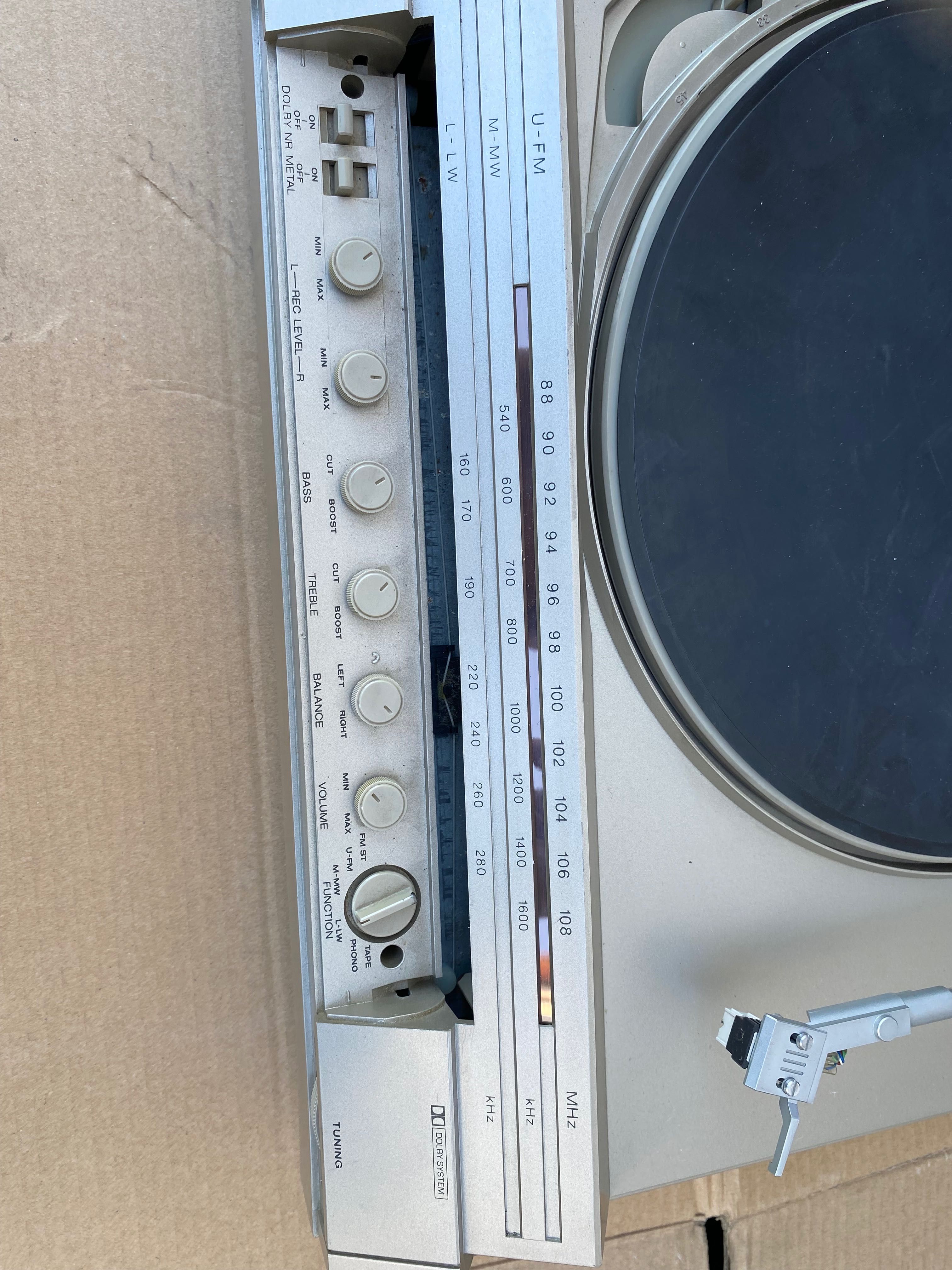 Gira discos Sharp stereo music center Sg-270
