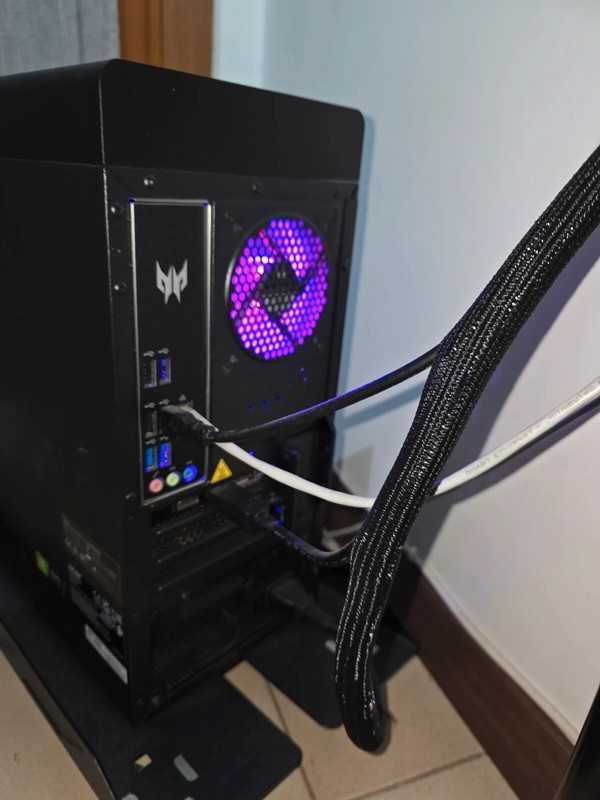 Acer Predator Orion 3000 RTX 3070 i7 12700f