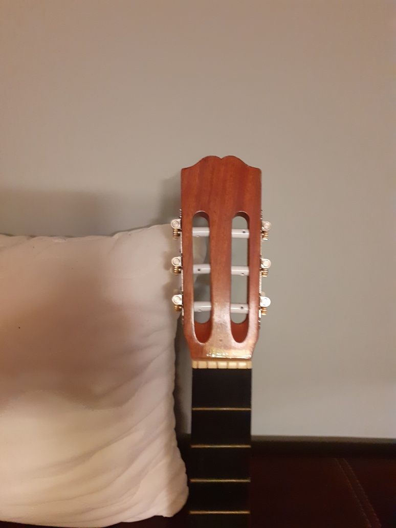 Gitara ALHAMBRA z 1978r. Idealna.