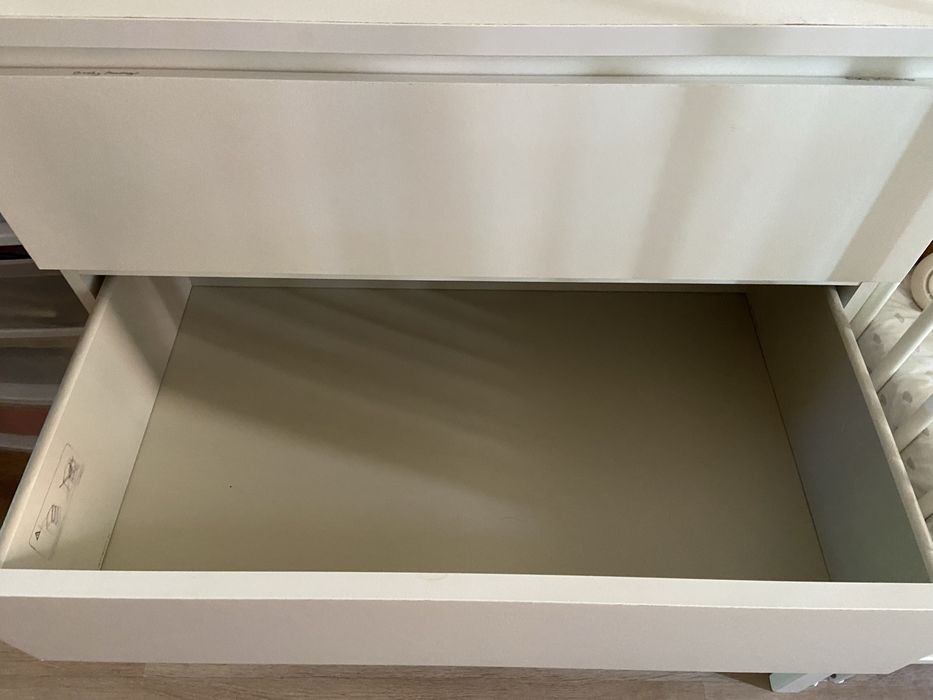 Vendo comoda de 3 gavetas