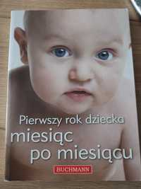 Książka Pierwszy rok dziecka miesiąc po miesiącu