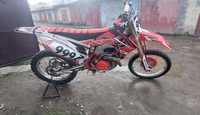 Honda crf450r 2015 року