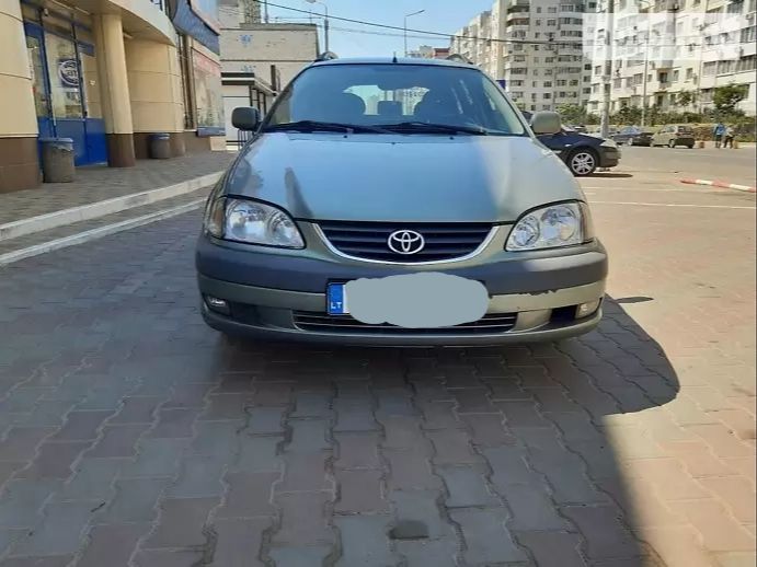 Двигатель d4d Авенсис т22 2002г.в. универсал 2.0дизель разборка