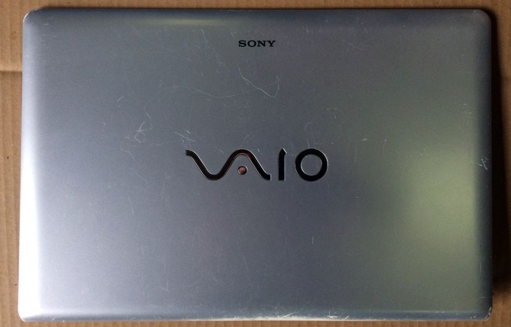 Vaio VPCEB3E8E-WI (PCG-71311M) - PECAS de chassi apenas