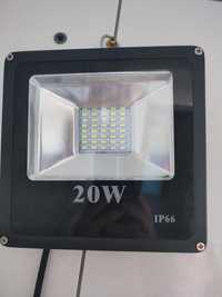 Светодиодный LED прожектор 20W, IP66.