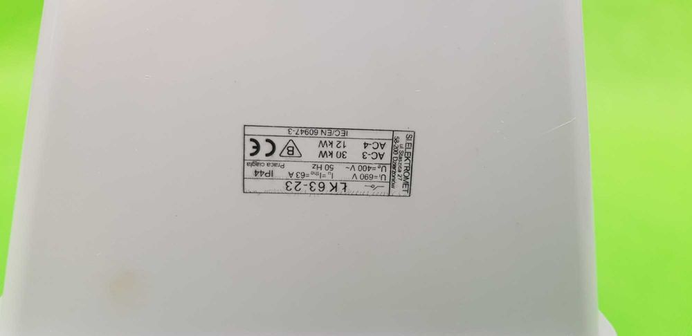 Przełącznik elektryczny trójfazowy gwiazda / trójkąt