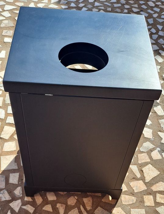 Vendo Salamandra a Lenha Sem Ventilação