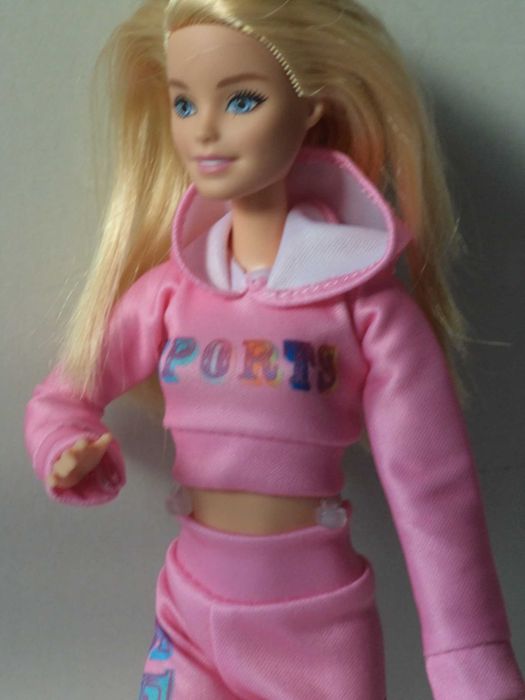 Ubranka dla lalki Barbie - Różowy zestaw dresowy, buty, okulary !!!