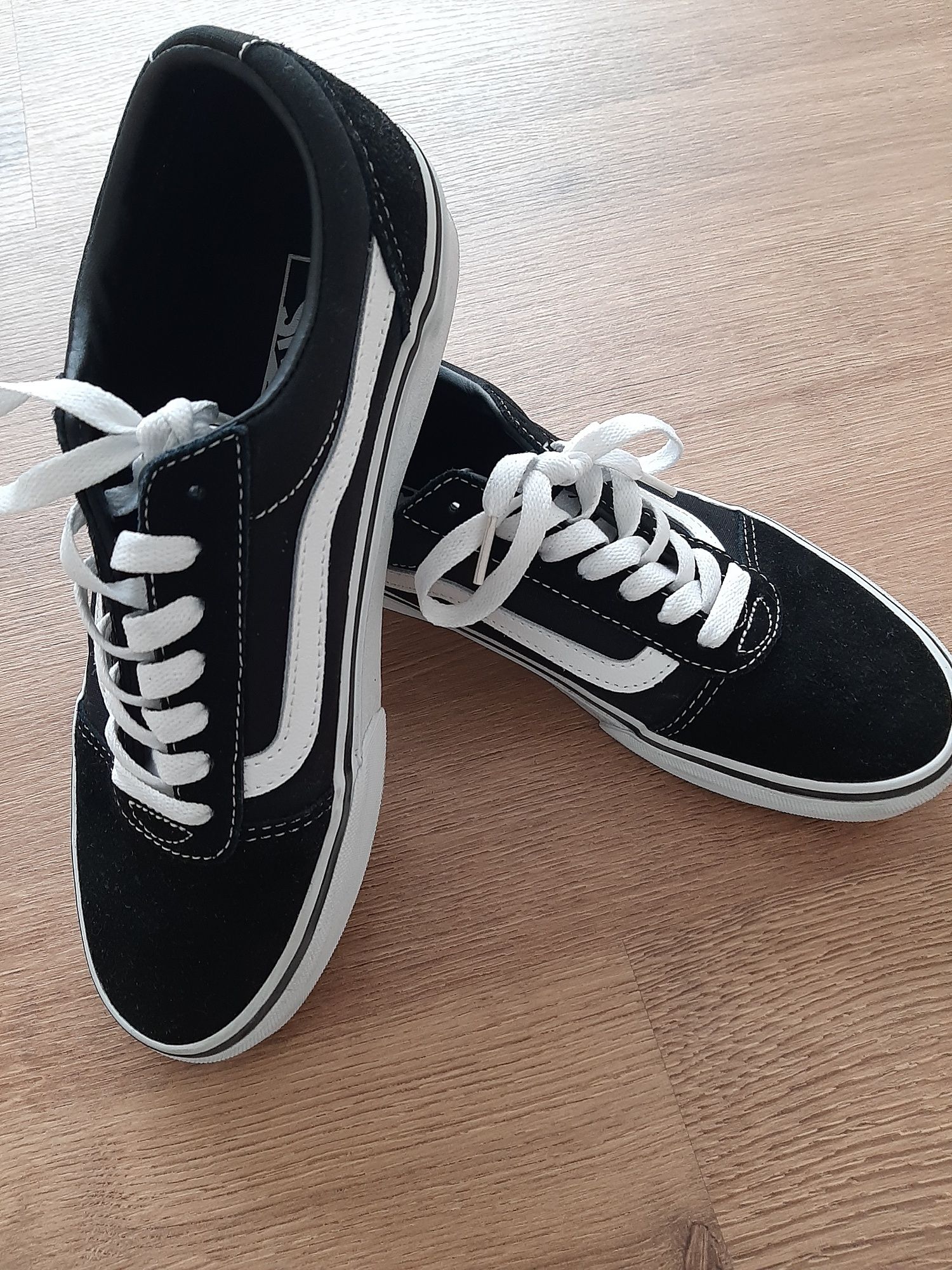 Sapatilhas VANS de homem, tamanho 40