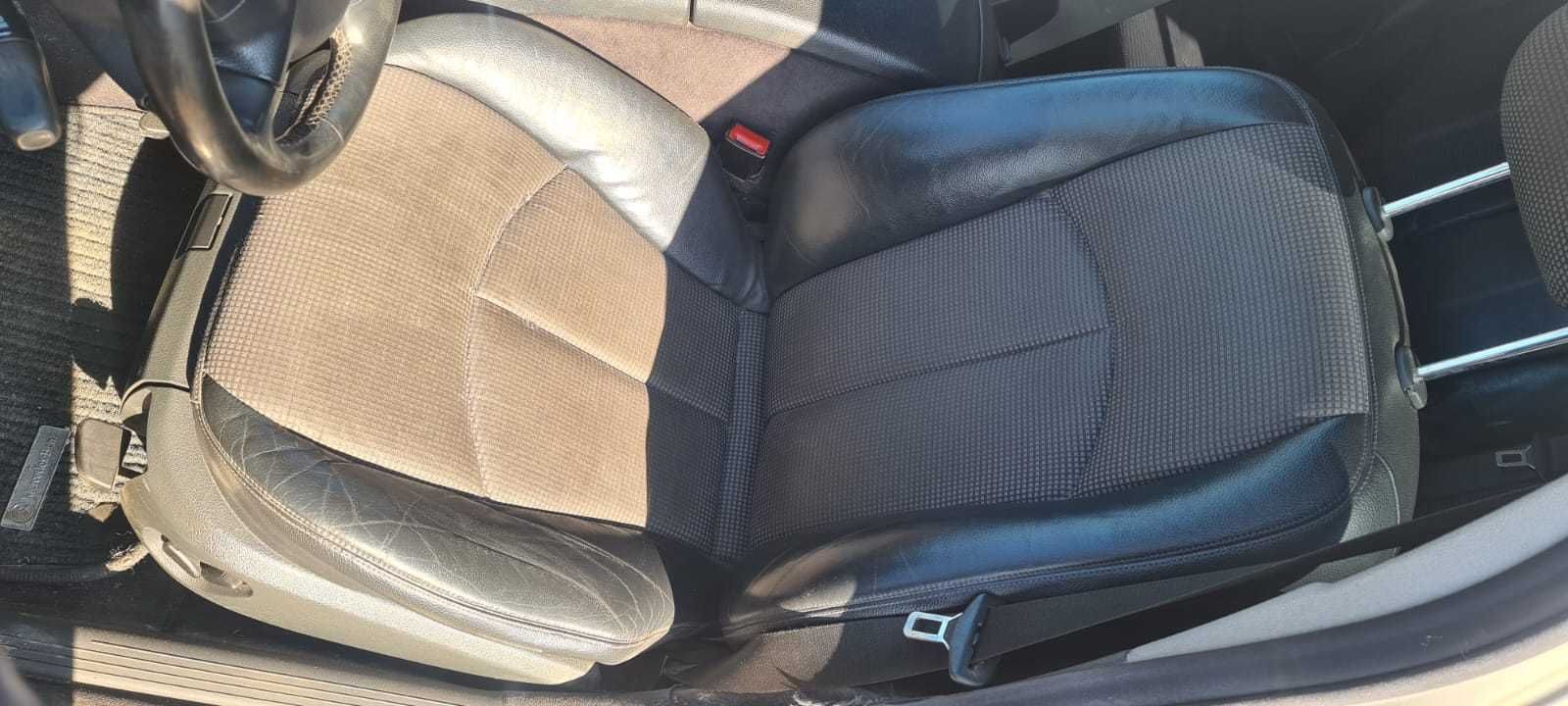 Fotele Komplet Półskóry Czarne Mercedes W211 Kombi Boczki Kanapa