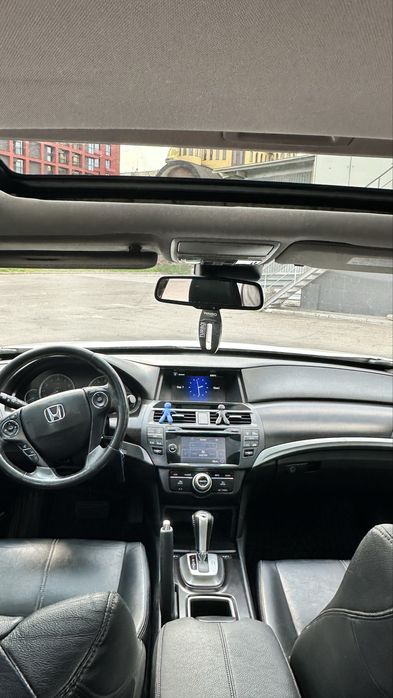 До вашої уваги Honda crosstour 2013р не потребує  вкладень