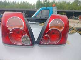 Lampa lewa prawa tył Toyota Avensis T25 sedan