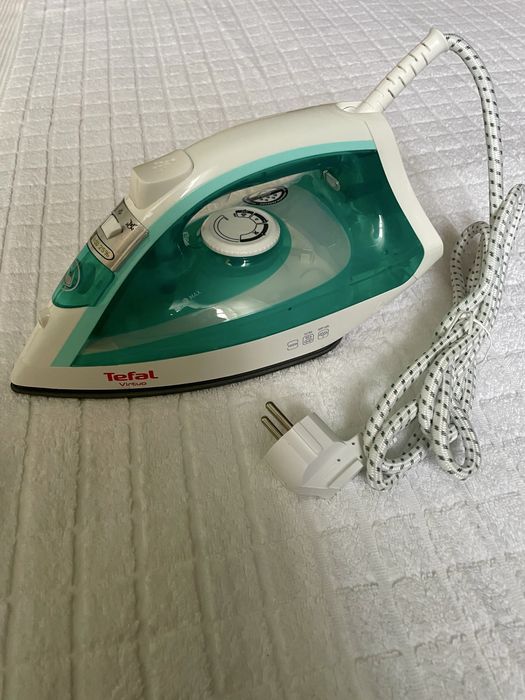 Продам нову праску TEFAL FV1710E0