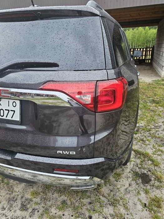 GMC Acadia Denali