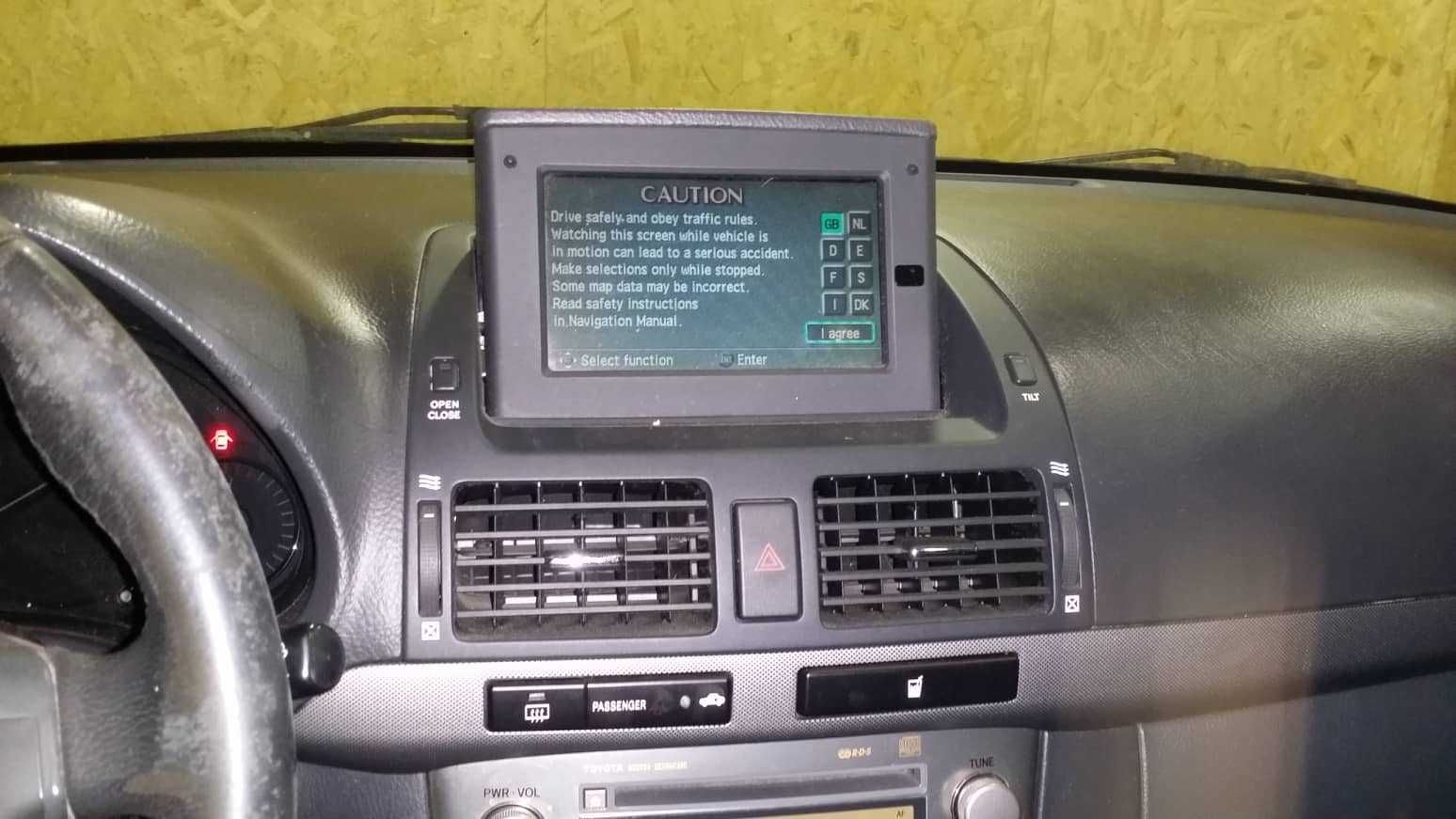 Toyotta Avensis T25 1.8vvti_Para Peças