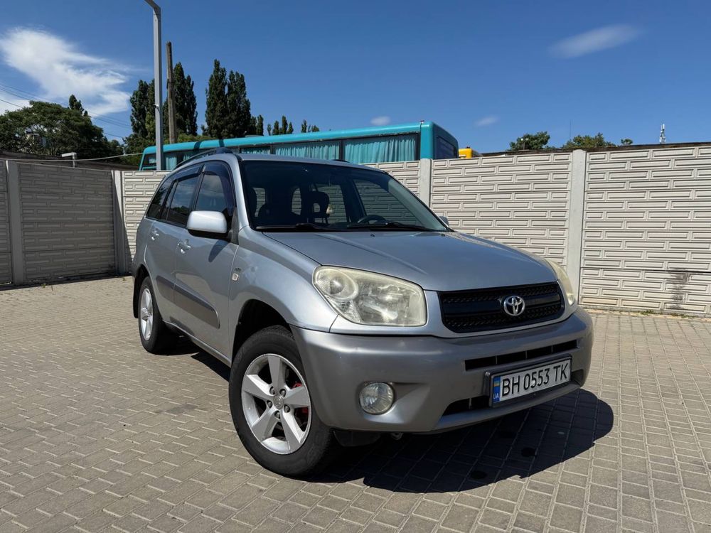 Toyota Rav 4 надежная и не прихотливая