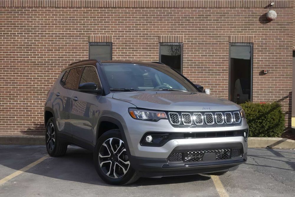 Jeep Compass      2023