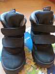 Buty jesienno zimowe ocieplane rozmiar 26