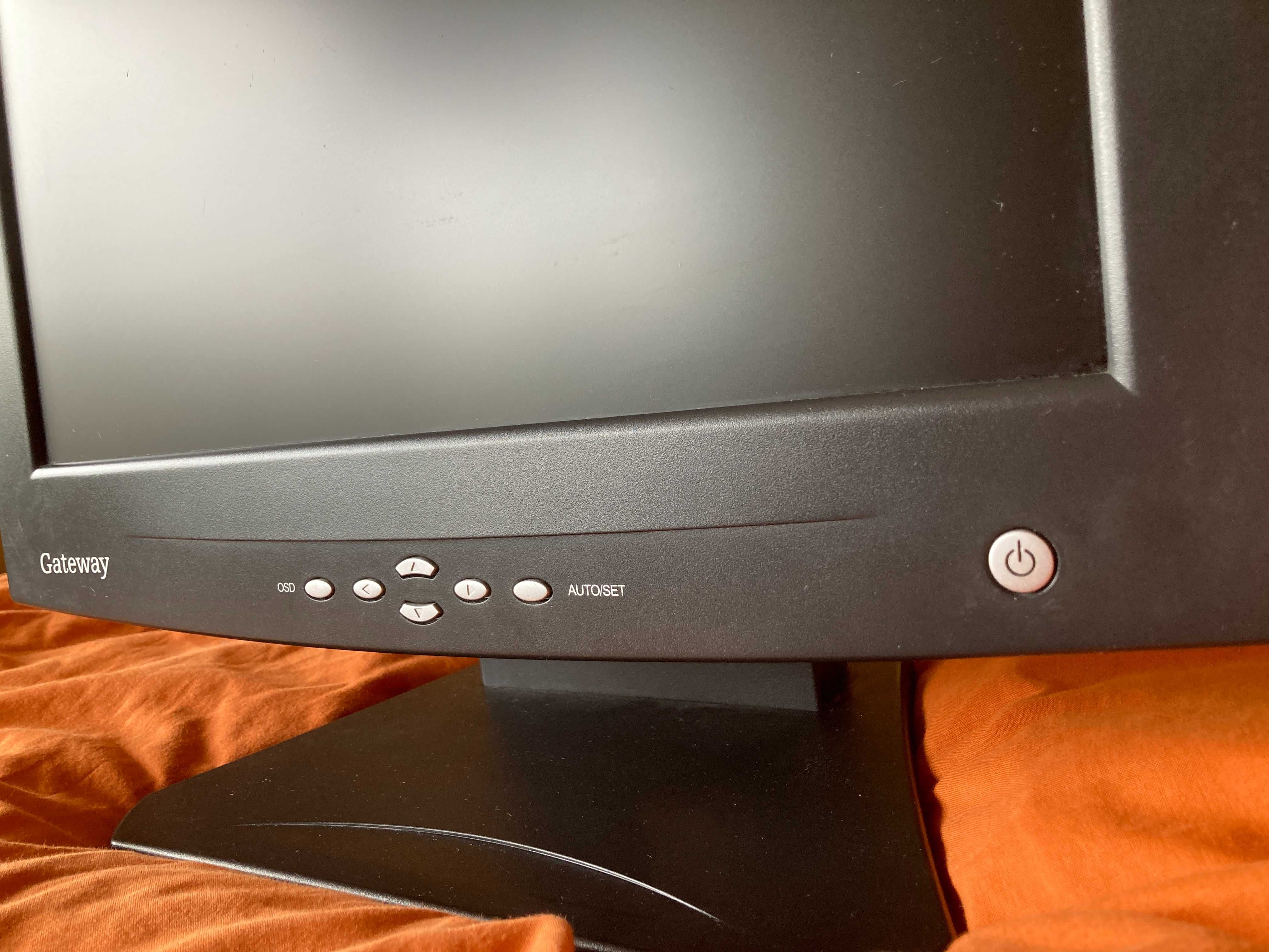 Monitor LCD Gateway FPD 1730 17"