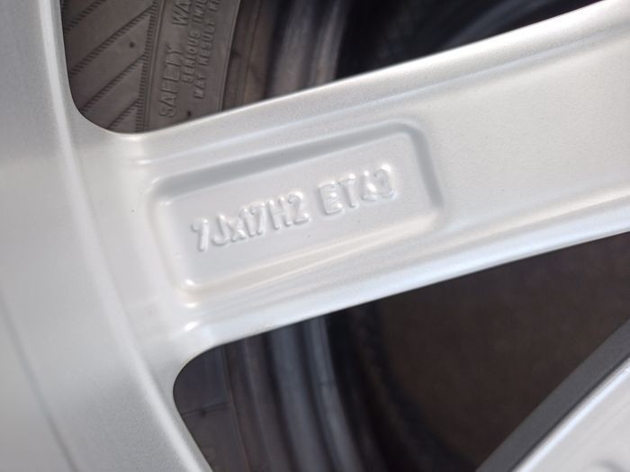 VW Tiguan II 17" Passat ARTEON Caddy Touran T-Roc 5NO Golf NOVARA OEM