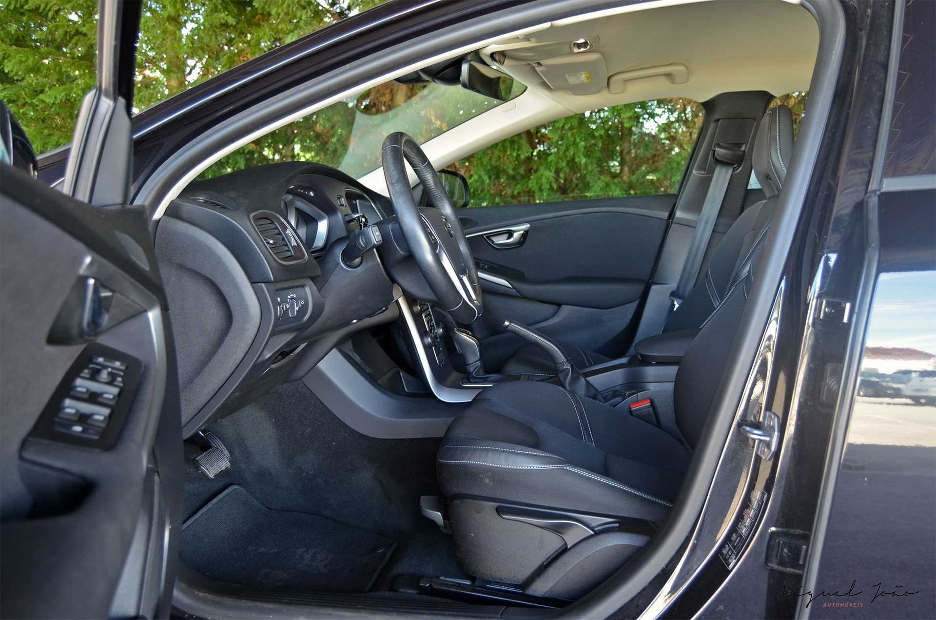 Volvo V40 T3 Geartronic Sport Edition Nacional