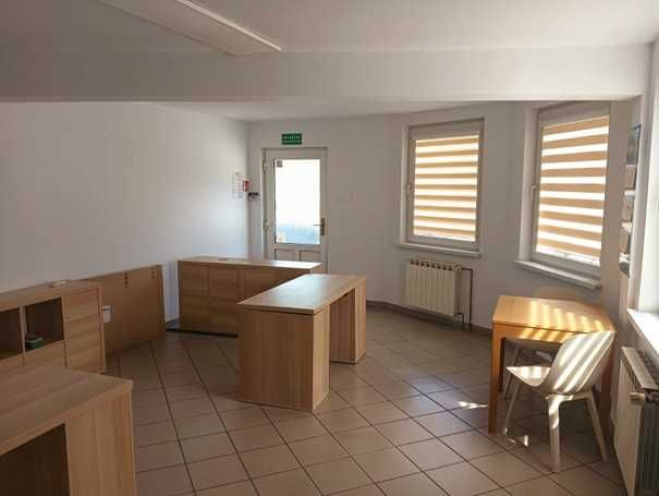 Hala magazynowa do wynajęcia - 190m2 - z posadzką przemysłową niepylną