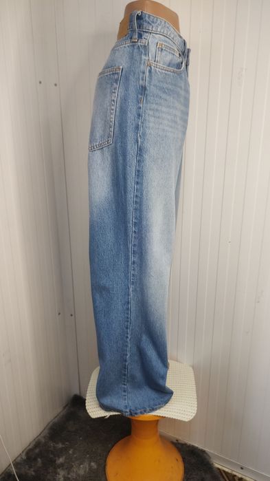 Стильні широкі джинси H&M