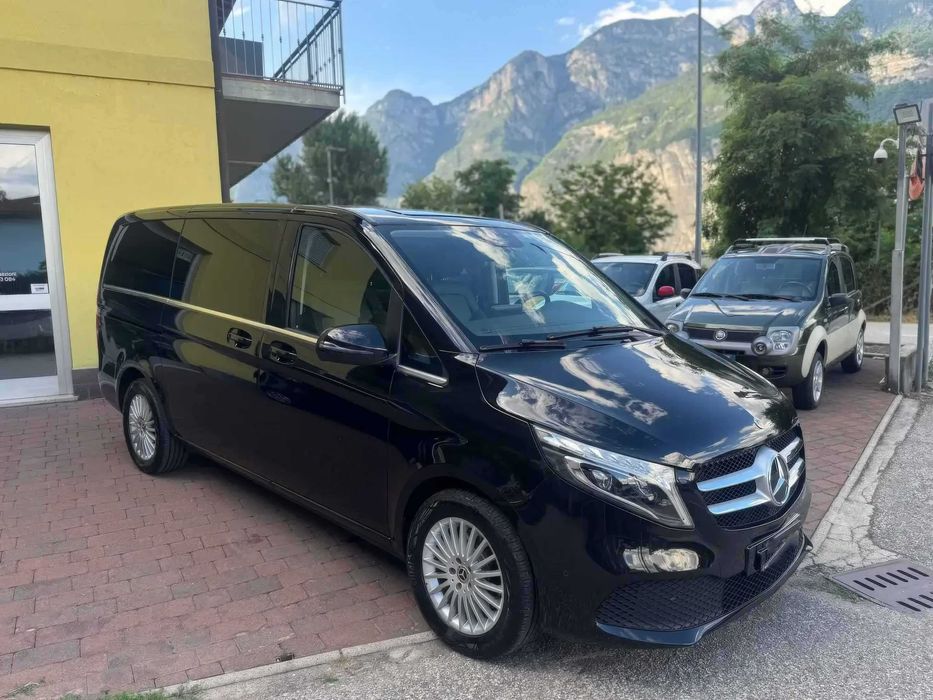 Mercedes-Benz V-class      2019