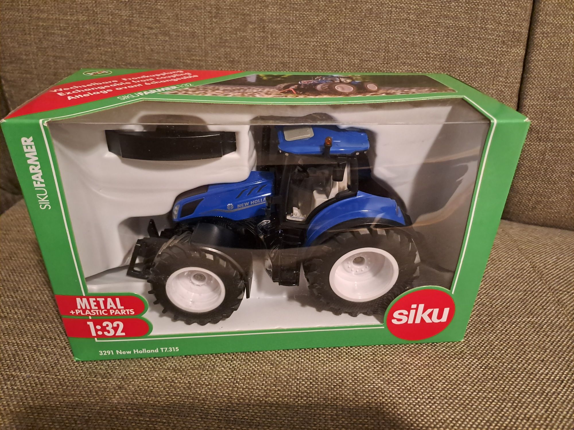 Traktor Siku model 3291 New Holland nowy okazja na prezent