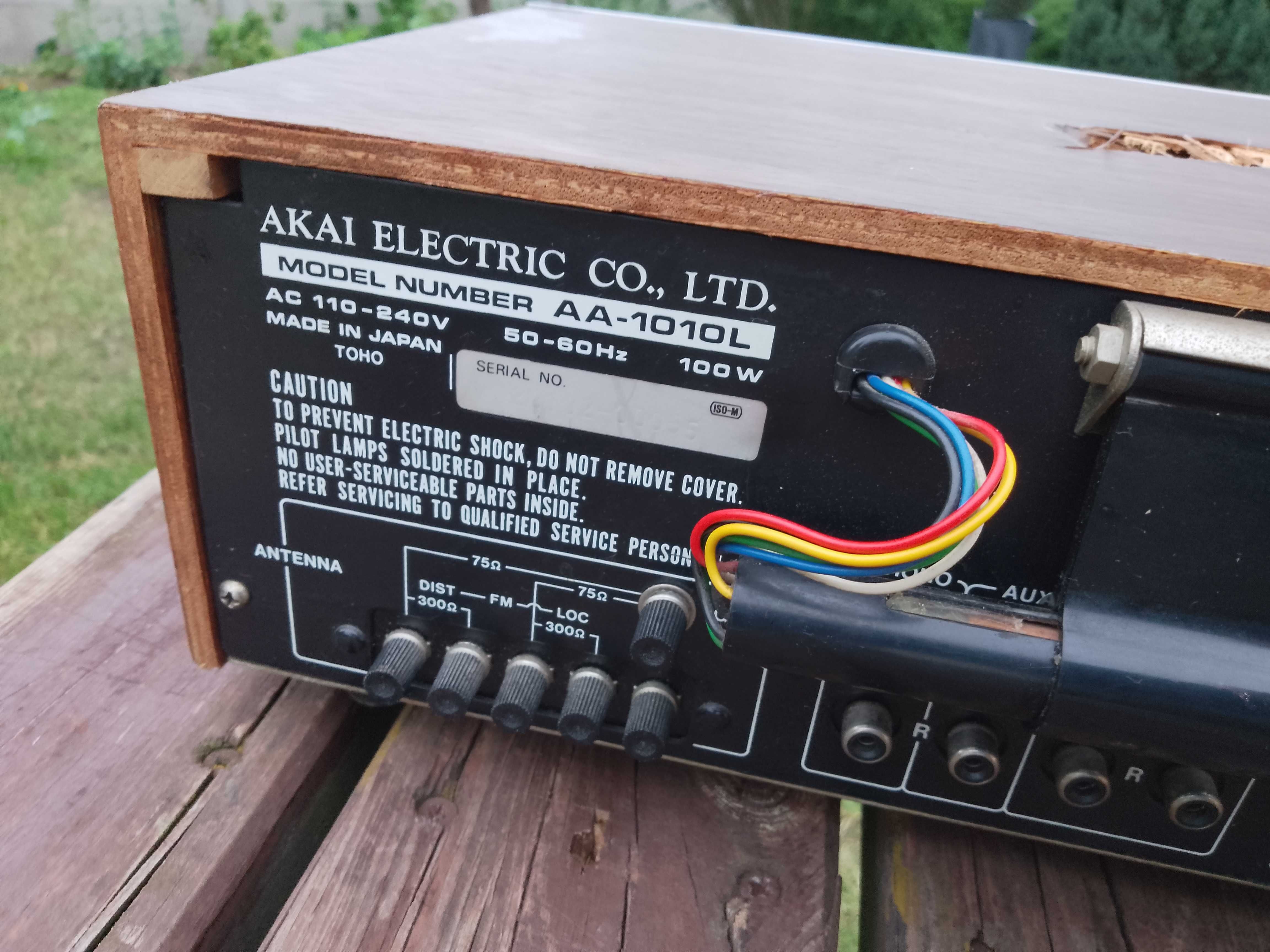 Amplituner Akai AA 1010 L. Po upadku.
