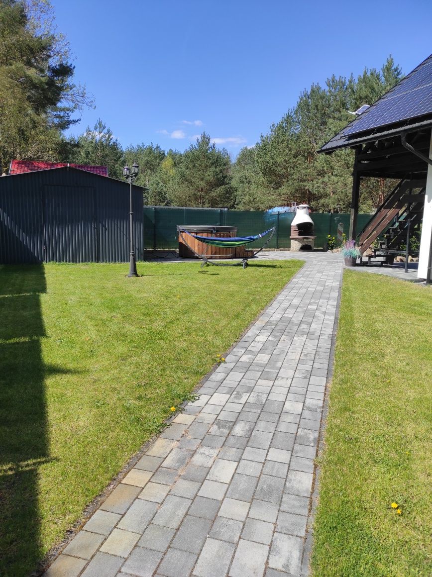 Kwatery nad jeziorem, dom nad jeziorem Borówno. Sauna jacuzzi - free