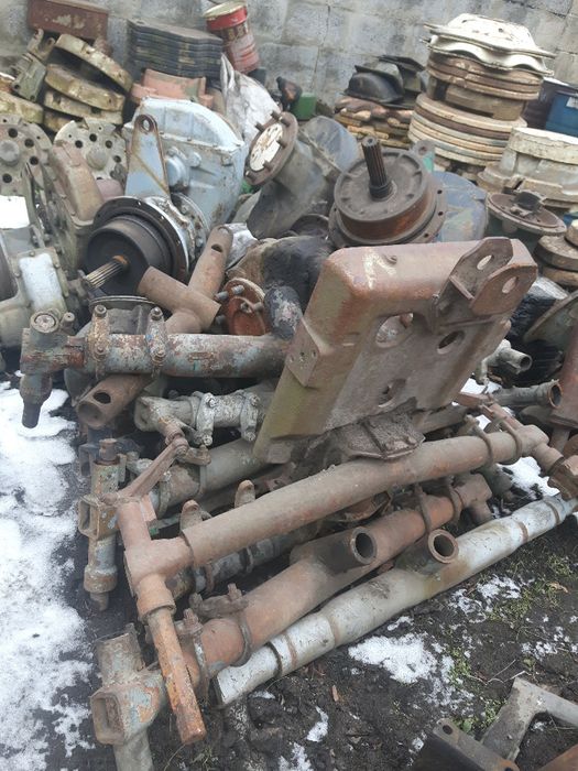 Oś,kolumna c 360,330,325,328,4011,355,Zetor 3011,5011,7211,5211,T-25