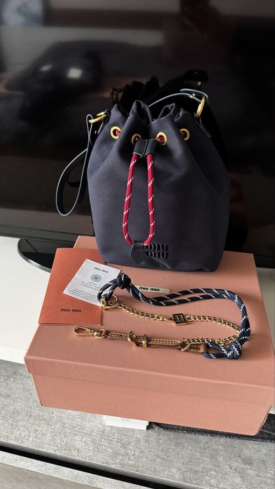 Сумка Miu Miu на шнурівці, нова оригінал