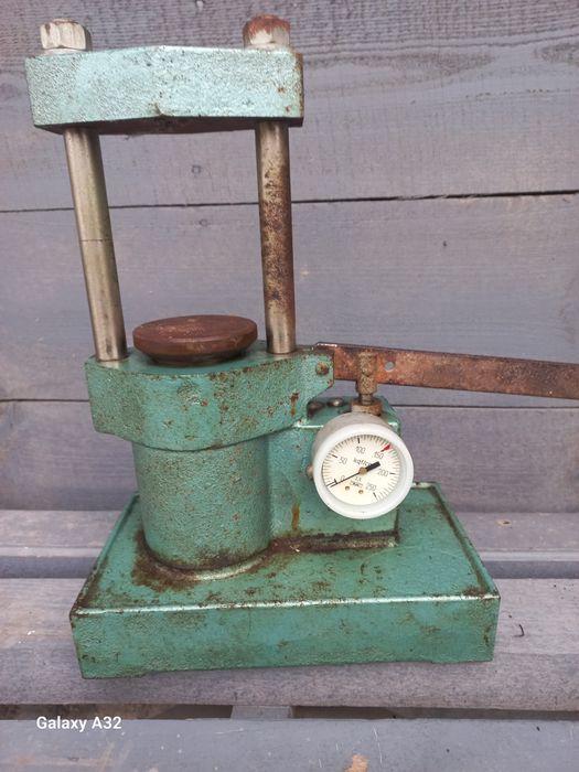 Прес гідравлічний ПГПр