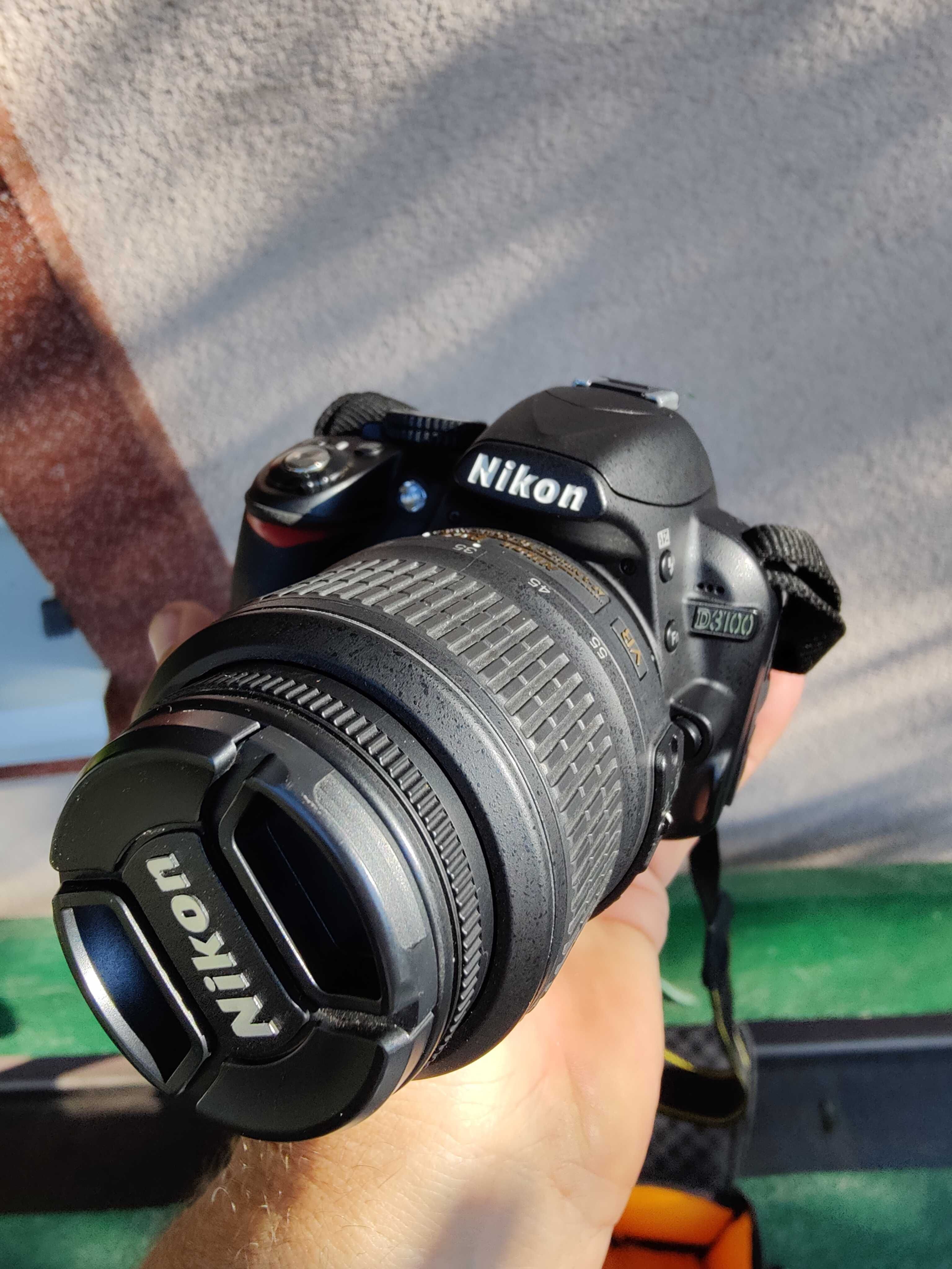Nikon D 3100 , цифрова камера