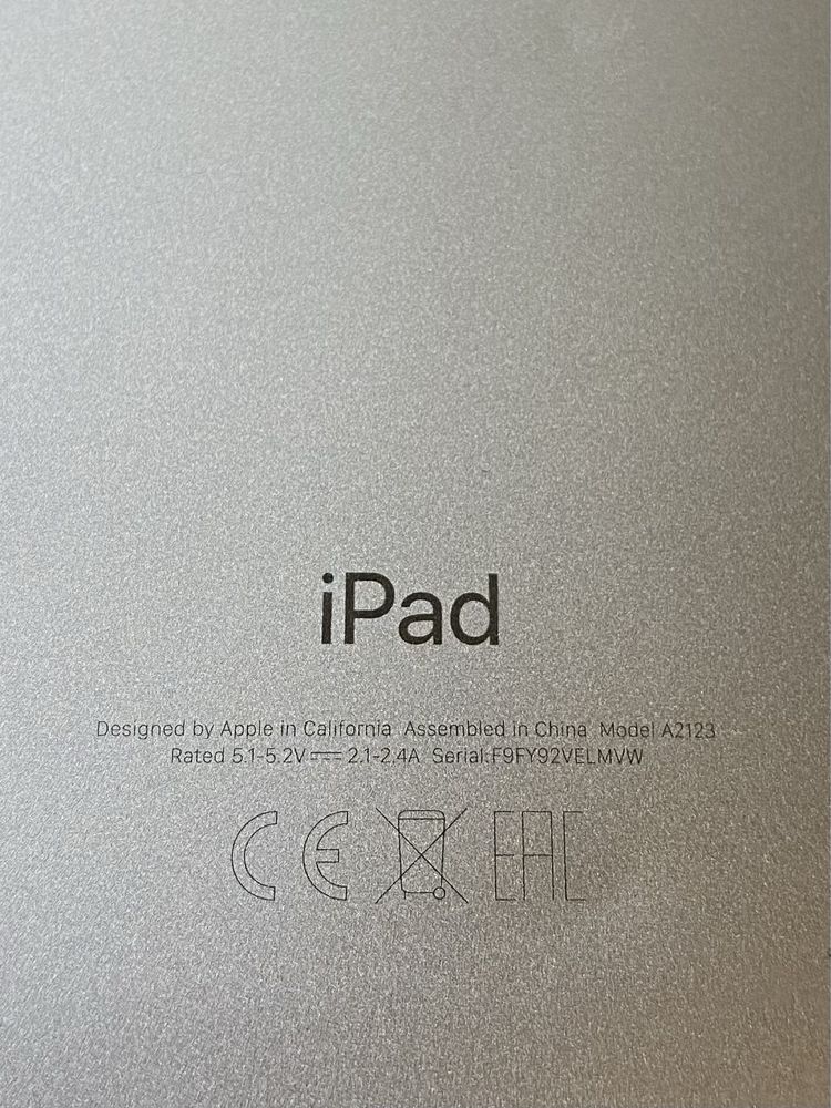 Планшет apple ipad 2019 a2123/ на запчастини! D397