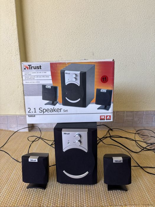 Sistema de Som Trust 2.1 Speaker Set (SP-3100)