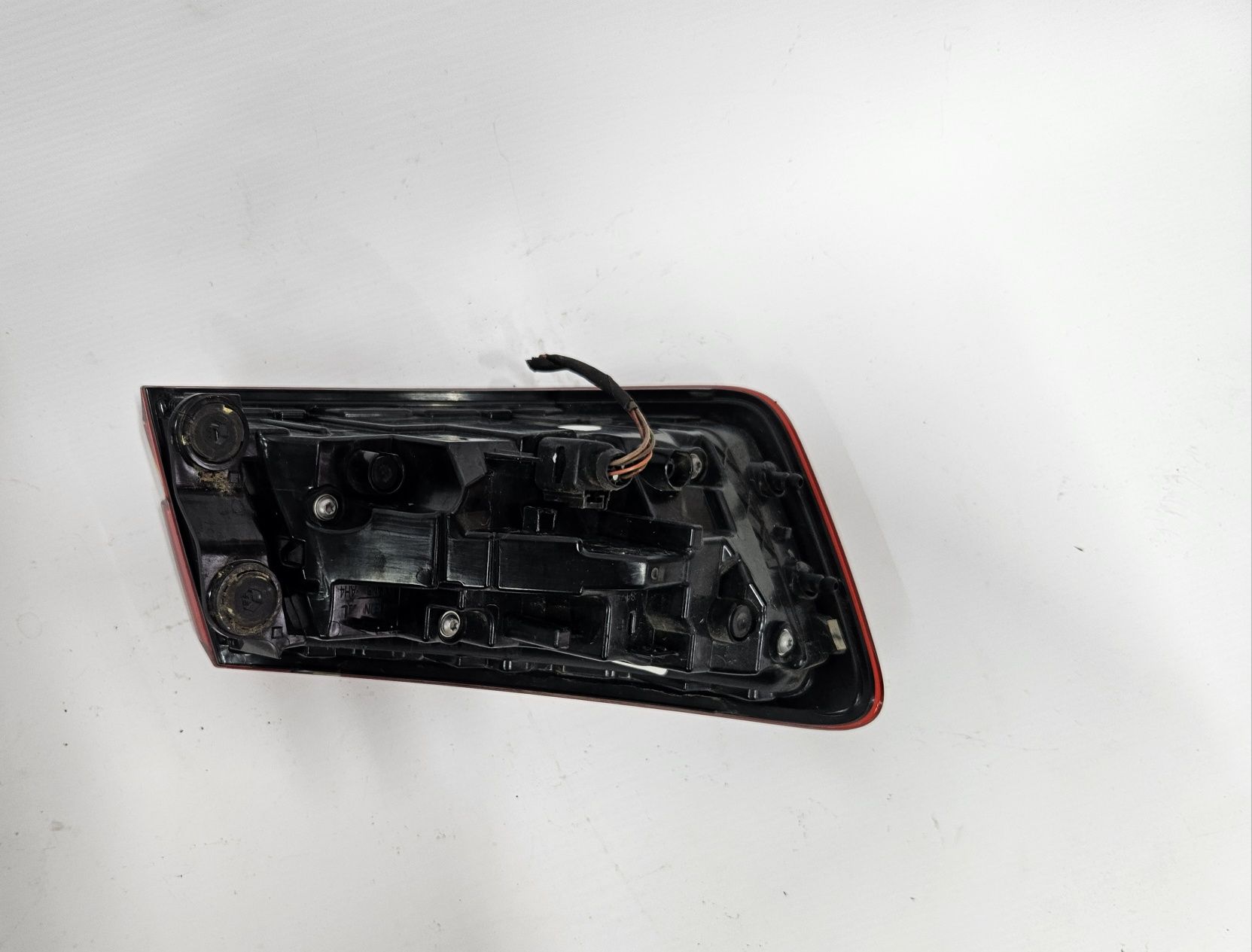 Audi a3 s3 8v sedan lift usa lampa prawa tylna tył w blotnik karoserie