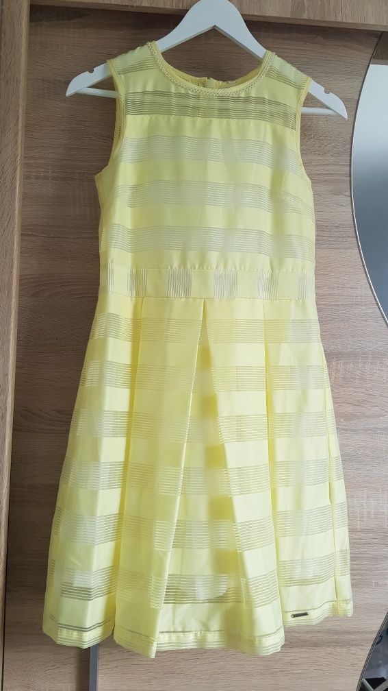 Elegancka sukienka